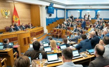 Kryeministri i Malit të Zi propozon hyrjen e partive proruse në qeveri
