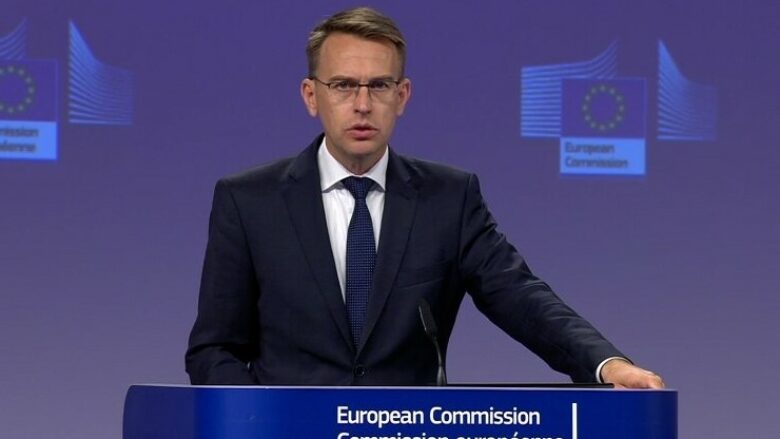 Stano: BE nuk merr pjesë në hedhjen e fajit mes Serbisë dhe Kosovës, palët t’i përmbushin obligimet