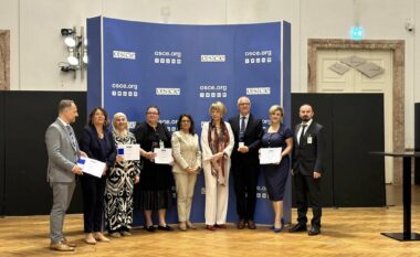Shpresë Mulliqi merr çmimin për kontribut për barazi gjinore nga OSBE-ja