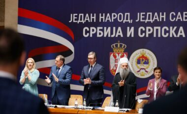 Avokati serb: “Kuvendi gjithëserb” më i rrezikshëm se memorandumi i Akademisë Serbe
