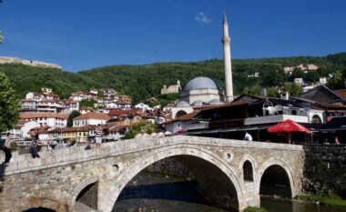 Dy objekte kulturore të rëndësishme në Prizren presin dorën e shtetit