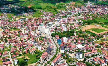 Rritja e numrit të aksidenteve në trafik në Suharekë veçohet si shqetësim në takimin e koordinimit lokal për siguri