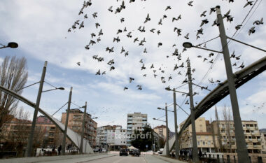 A mund të hapet ura në Mitrovicë pa pajtimin e KFOR-it?
