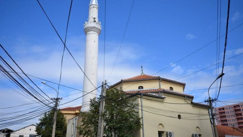 Atik Xhamia e ndërtuar para 411 vjetësh është objekti i parë i kultit fetar islam në Gjilan