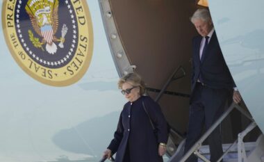 Bill dhe Hillary Clinton mbështesin Kamala Harris për të udhëhequr demokratët në zgjedhjet amerikane