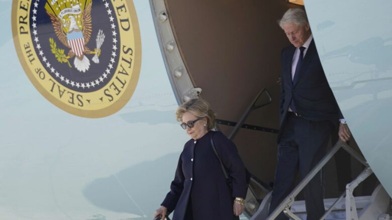 Bill dhe Hillary Clinton mbështesin Kamala Harris për të udhëhequr demokratët në zgjedhjet amerikane