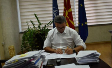 Tripunovski: I kam nënshkruar të gjitha dokumentet që ishin në sirtarët e Ministrisë së Bujqësisë