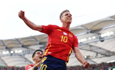 Spanja kalon në epërsi ndaj Gjermanisë me golin e Dani Olmos