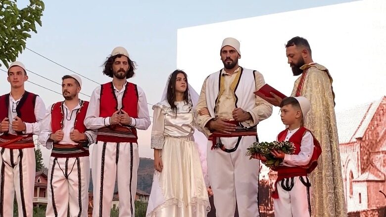 Dasma e Skënderbeut në Vaun e Dejës, rikthehet historia në Kishën e Shën Mërisë