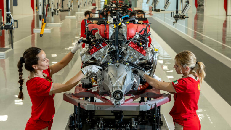 Brenda fabrikës së re të Ferrarit – ndërtesës së madhe që është “një vizion i së ardhmes së kompanisë”