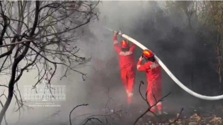 Zjarr masiv në Dropull: Ndërhyrje edhe nga ajri për fikjen e flakëve