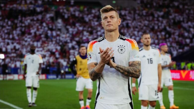 Kroos me një tjetër letër emocionuese i jep lamtumirën e fundit futbollit