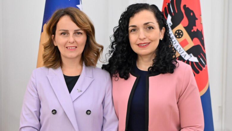 Presidentja Osmani emëron Nita Shalën ambasadore të Kosovës në Itali