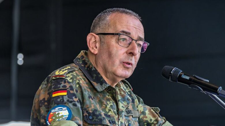 Shefi gjerman i mbrojtjes paralajmëron se Rusia “po e orienton ushtrinë e saj drejt Perëndimit”