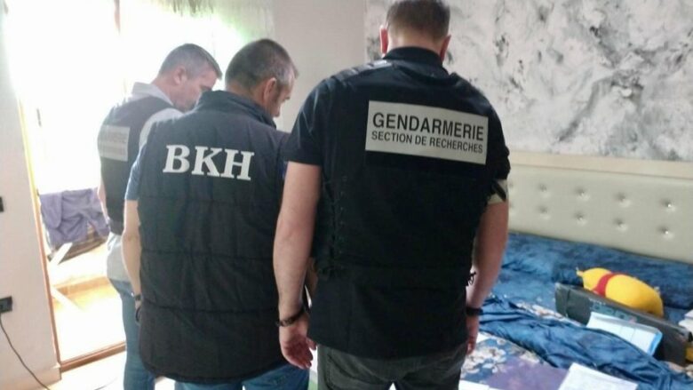 Goditet organizata e trafikut të narkotikëve Shqipëri-Francë, sekuestrohet 1 milion euro drogë