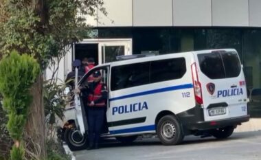 Plagosi dy persona dhe ekzekutoi 24-vjeçarin, kush është autori i vrasjes në Tropojë