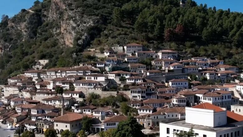 Qëndrime kritike nga UNESCO mbi Beratin dhe Gjirokastrën për autoritetet shqiptare