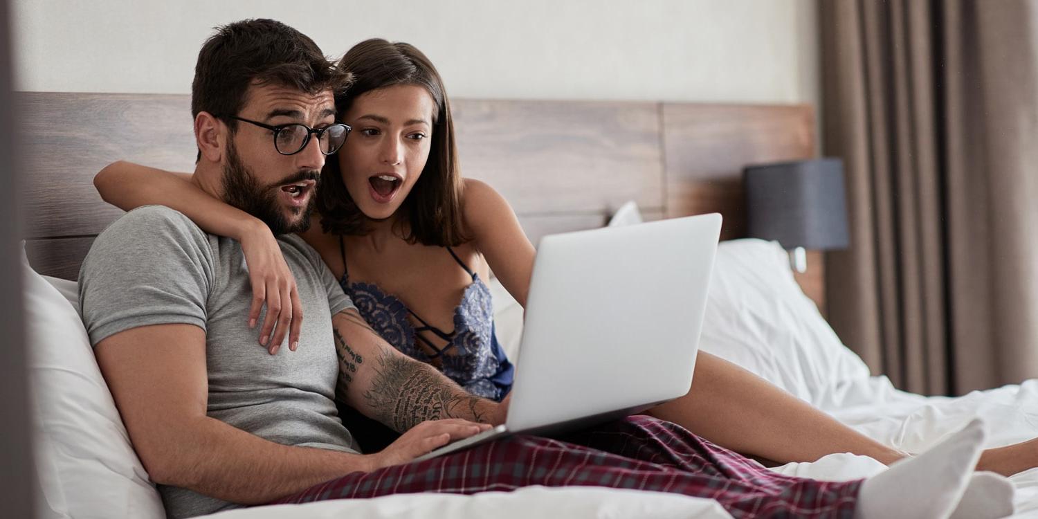 Si ndikojnë filmat pornografikë në jetën seksuale?!