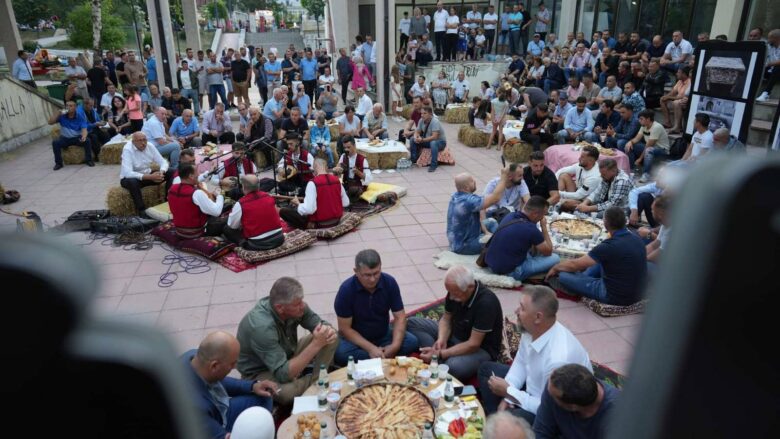 “Sofra e Drenicës”, organizimi që bashkon bashkatdhetarët në Skenderaj