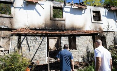 Nura viziton familjen që i’u djeg shtëpia, thotë se Komuna do t’i mbuloj shpenzimet e qirasë