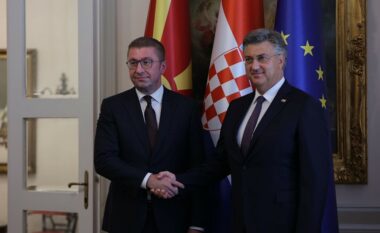 Mickoski-Plenkoviq: Nënshkruam disa marrëveshje bashkëpunimi në mes dy qeverive