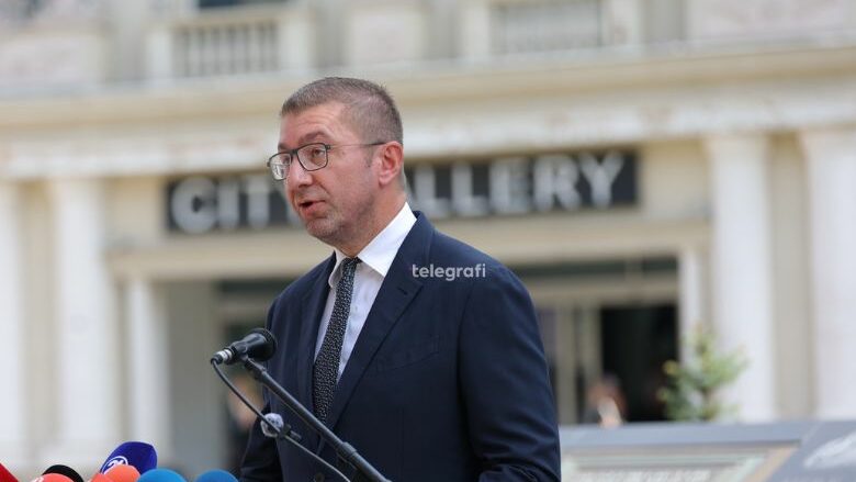 Mickoski i zhgënyer me bankat për kredinë hungareze: Nuk prisja të jenë altruistë e as që do gjendemi në këtë situatë