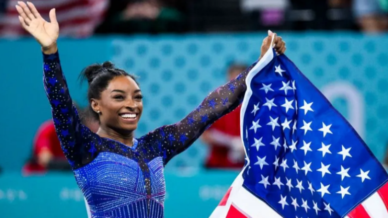 Simone Biles fiton medaljen e gjashtë të artë olimpike