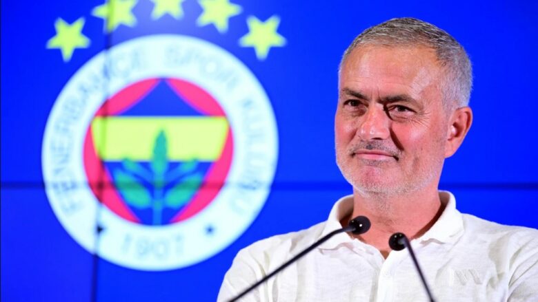 Mourinho nuk beson në mrekulli për Ligën e Kampionëve, por i jep shpresë të madhe tifozëve të Fenerbahces për një trofe të çmuar