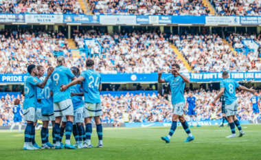 Manchester City e nis me stilin e kampionit, fiton si mysafir i Chelseat  