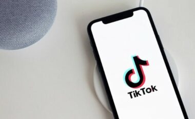 TikTok prezanton biseda në grup për 32 persona