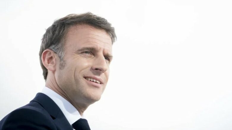 Macron, me mesazhe para vizitës në Beograd – thotë se do të përfshihet në zbatimin e Marrëveshjes së Ohrit, flet edhe për “Asociacionin”