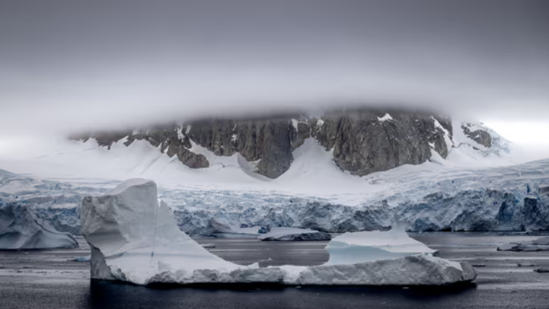 Temperaturat në Antarktidë rriten për 10 gradë Celsius mbi mesataren – a do të çojë ky ndryshim në shembjen e shtresave të akullit?