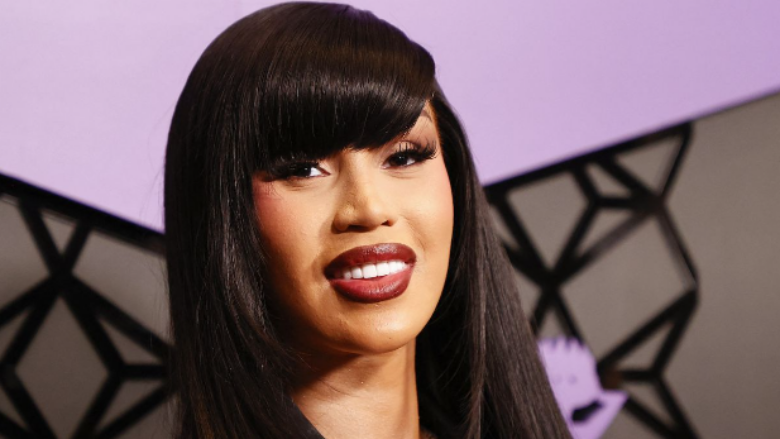 Cardi B njofton se është shtatzënë me fëmijën e tretë pas kërkesës për divorc nga Offset