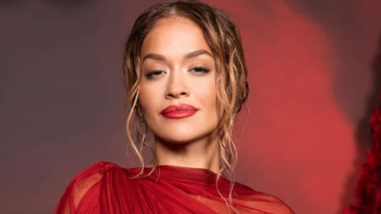 Anuloi koncertin në Hungari për shkak të problemeve me shëndetin, flet Rita Ora