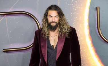 Nga biolog në aktor të Hollywoodit, legjenda havaiane Jason Momoa feston ditëlindjen e 45-të