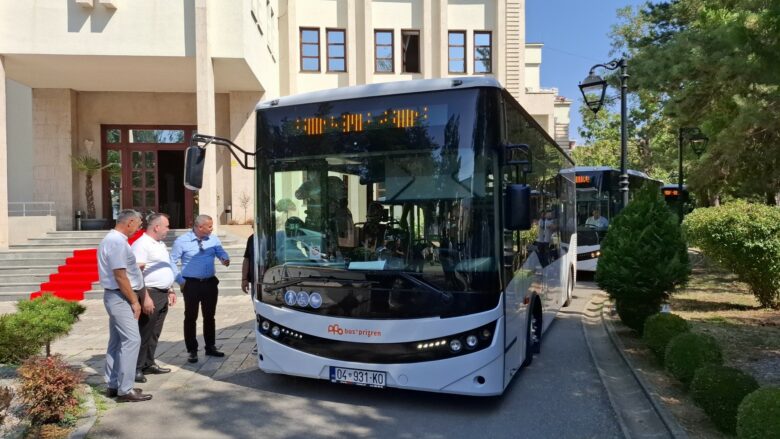 Në Prizren nis qarkullimi i autobusëve të rinj të transportit urban