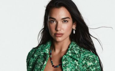 Dua Lipa është e detyruar të marrë pjesë në një sondazh për të gjetur bomba të pashpërthyera të Luftës së Dytë Botërore, ndërsa rinovon rezidencën e saj