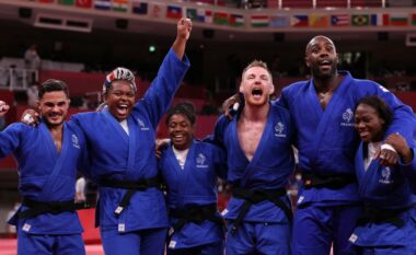 Ekipi i përzier i Francës në xhudo mposht për herë të dytë në finale Japoninë dhe fiton medaljen e artë