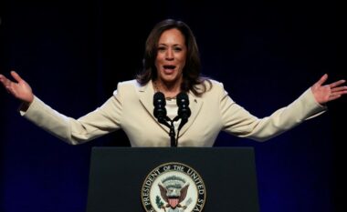 Fushata e Kamala Harris ka mbledhur rreth gjysmë miliard dollarë donacione