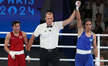 Boksierja e shumëpërfolur, Imane Khelif mundi tajlandezen dhe kaloi në finalen e Lojërave Olimpike