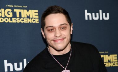 Pete Davidson anulon shfaqjet dhe fillon trajtimin për shëndetin mendor