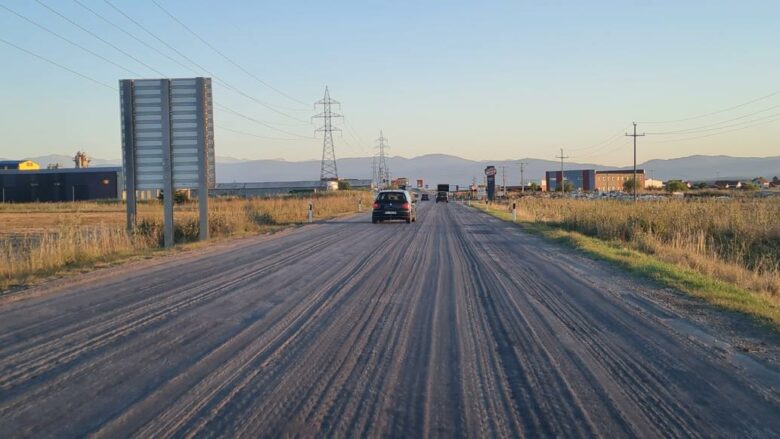 Vazhdon të zvarritet riasfaltimi i rrugës Shtime – Lipjan në drejtim të Prishtinës