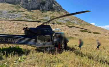 Një person i lënduar është transportuar me helikopter të policisë nga Galiçica në Ohër