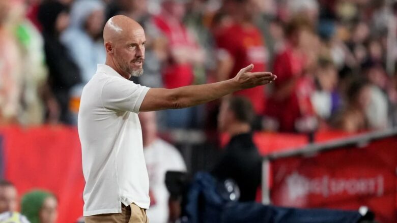 Ten Hag reagon i shqetësuar pas humbjes së thellë që pësuan ndaj Liverpoolit