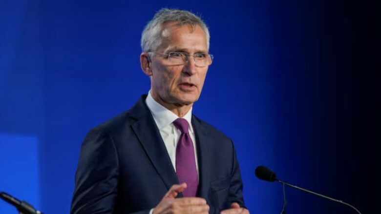 Stoltenberg: Çdo vend duhet të vendosë nëse Ukraina mund të përdorë raketat e saj me rreze të gjatë veprimi kundër Rusisë