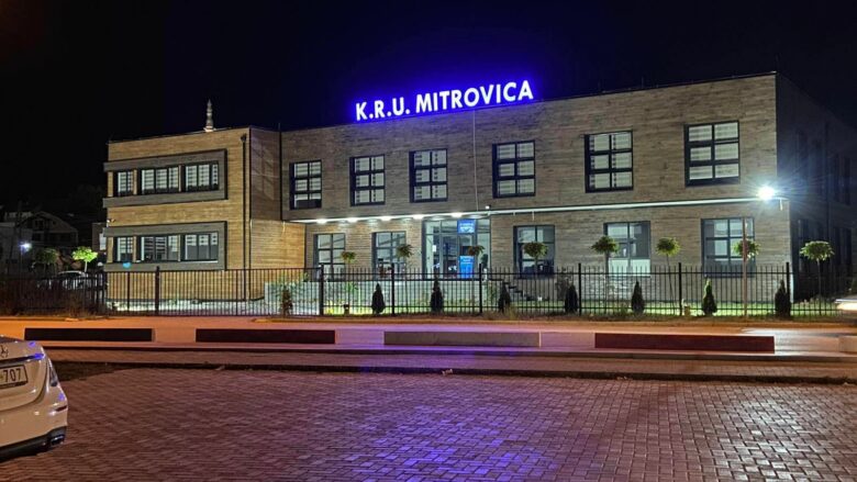 KRU “Mitrovica” thirrje konsumatorëve t’i paguajnë faturat e ujit të pijshëm me kohë