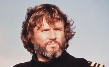 Ndahet nga jeta në moshën 88-vjeçare ylli i muzikës country, Kris Kristofferson