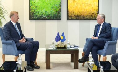 Bislimi mirëpret ambasadorin e ri të BE-së në Kosovë, riafirmon përkushtimin për reforma