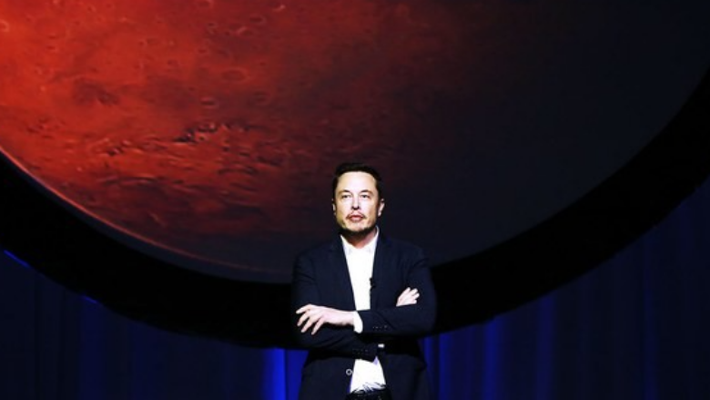 Musk thotë se njerëzit mund të zbarkojnë në Mars brenda katër viteve – shumë qeshin, por disa e besojnë qëllimin e tij