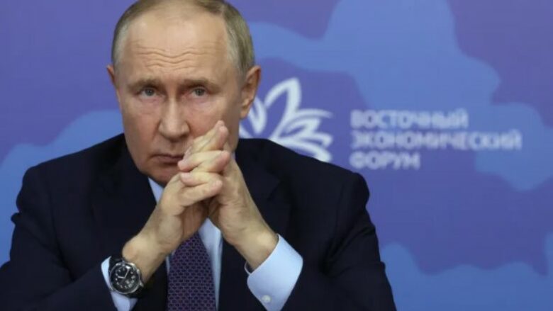 Putin “zbut fjalët”, tani thotë se Rusia është gati për bisedime me Ukrainën